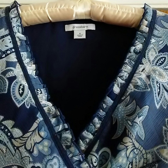 Beautiful Paisley Dress - Picture 2 of 7